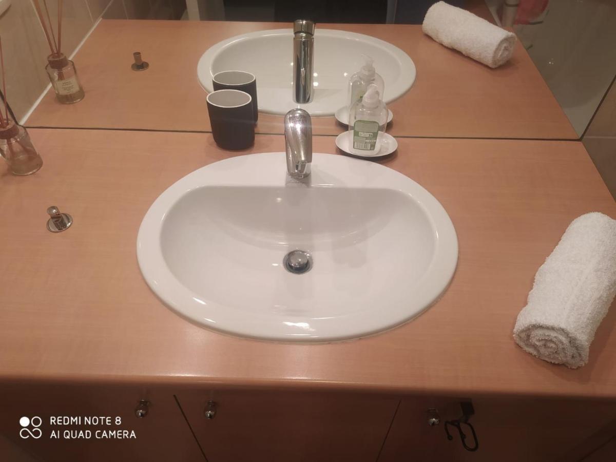Moderne & Luxury T2 Paris La Defense Apartment พูโต ภายนอก รูปภาพ